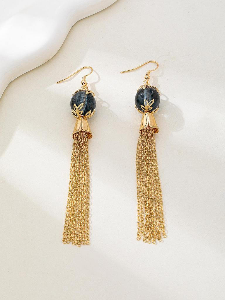 Elegant European Tassel Earrings for Women - Trendy, High-End Dangle Accessories for a Slimming, Stylish Look
