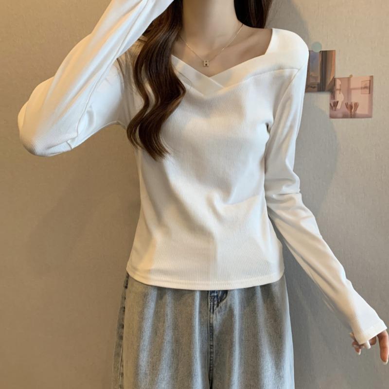 V-neck Long Sleeved T-shirt Slim Fit with Fleece Top