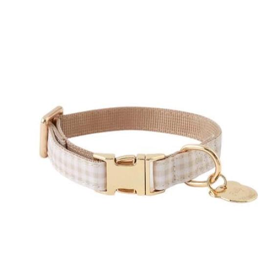 

Очаровательный набор: ошейник с подвеской в клетку гингем и поводок для маленьких собак для прогулок и выходов в свет Monchéri + (БЕСПЛАТНО/Бежевый)