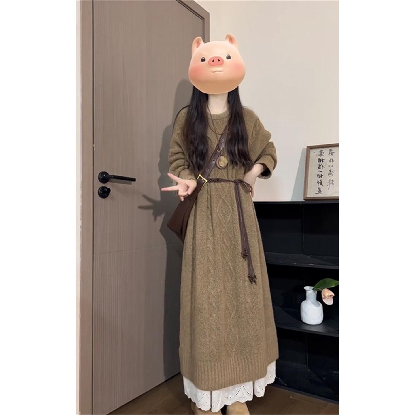 Winter 2025 Best-Selling Korean Style Elegant Retro Slimming Wool Knit Dress M (for 47.5-52.5 kg)