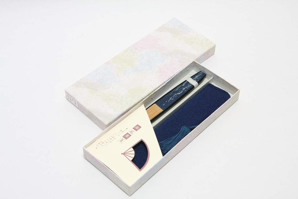 Folding Fan with Fan Gift Box Made in Japan Cherry [Hasegawa] Women's Case, Included, (Ichimatsu Blossom/Navy)