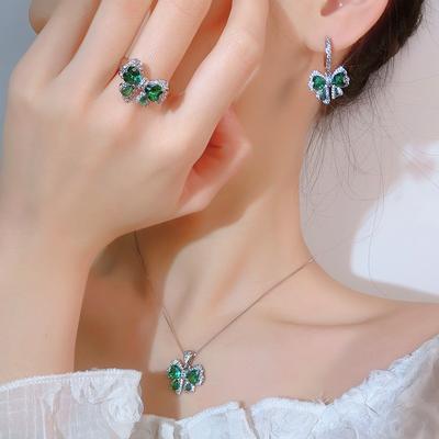 Smaragd Vlinder Set Dames Oorstekers Ketting Ring Lichte Luxe