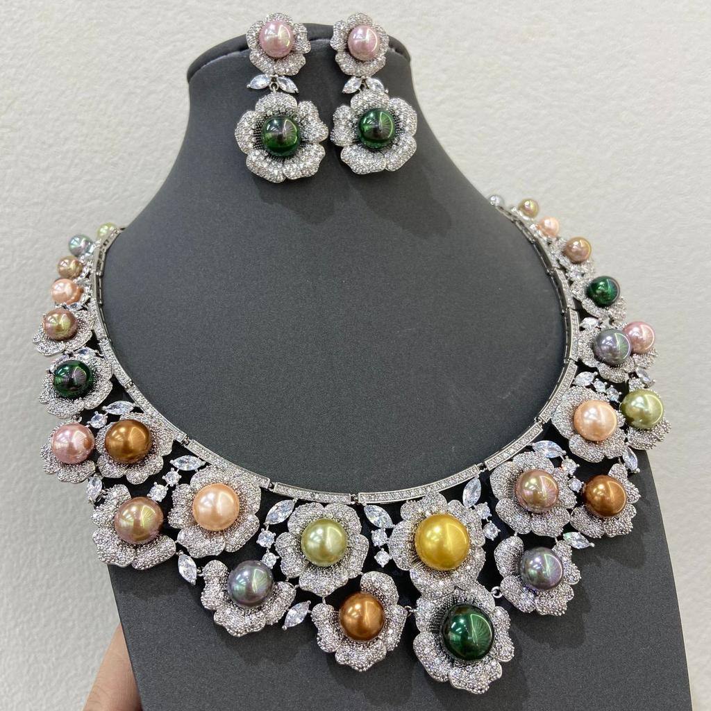 Flash Diamond Leaf Premium Earrings Necklace Set Autumn And Winter Dress Banquet Earrings