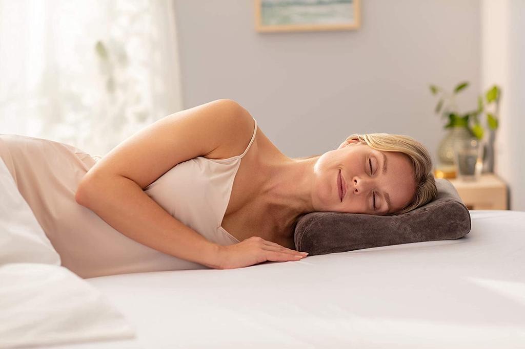 Tempur Travel Pillow with Dedicated Height (Portable Pillow) Pouch, Gray, 3-Year Manufacturer's Warranty, 10-7cm