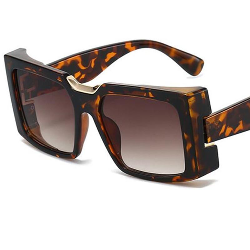 

Fashion Casual Sun Glasses Anti-UV Spectacle Women Eyeglasses Oversize Frame Google Retro Ornamental Square Sunglasses as picture леопардовый