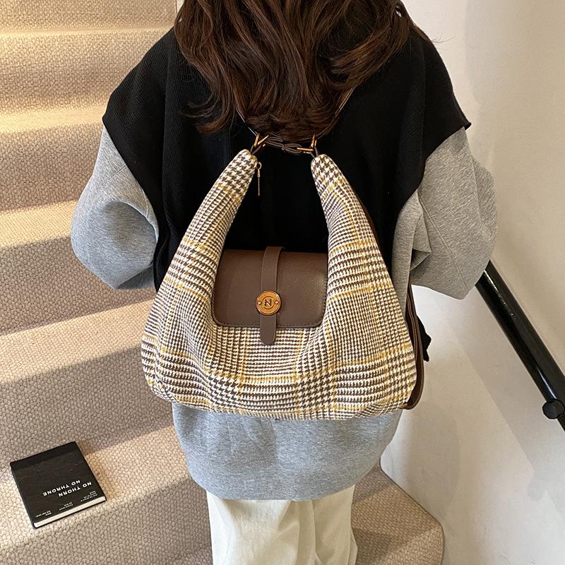 Große Tragetasche im britischen Stil, karierte Umhängetasche für Damen im Winterstil, Mehrzweck-Rucksack für Pendler