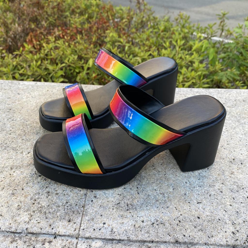 2025 European and American foreign trade new waterproof table high-heeled women's slippers color high-heeled one-word broadband open-toed sandals