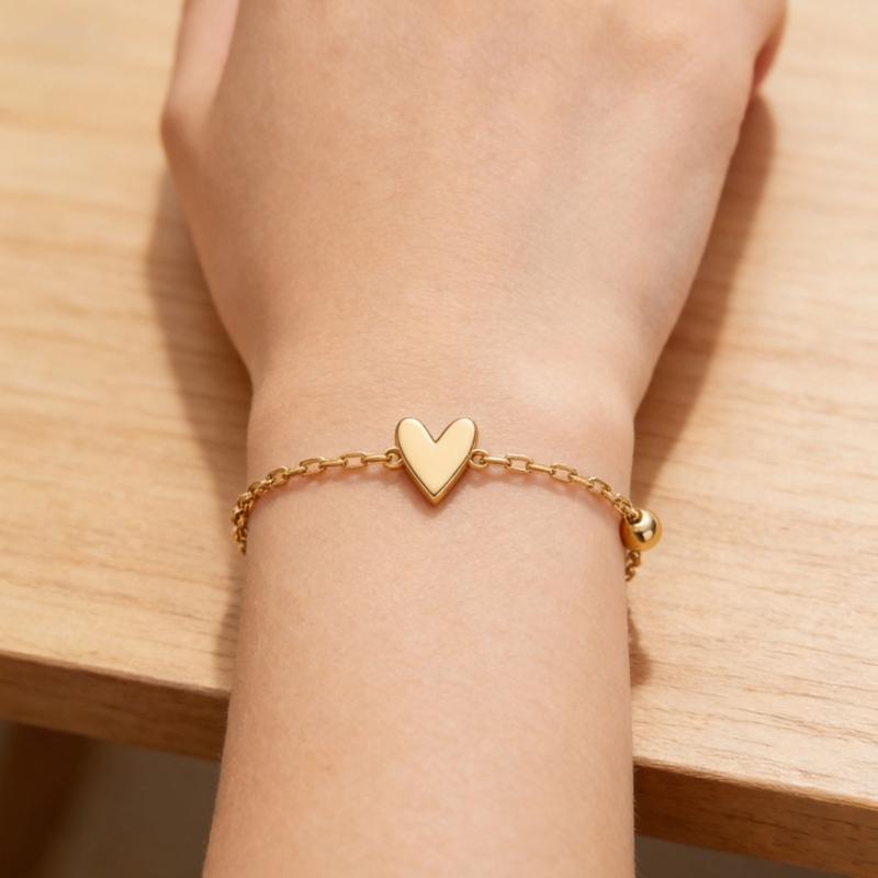Hypoallergenically Stainless Steel Heart Hollow Bracelet Adjustable Fit Wristchain for Sensitive Skin Daily Wear