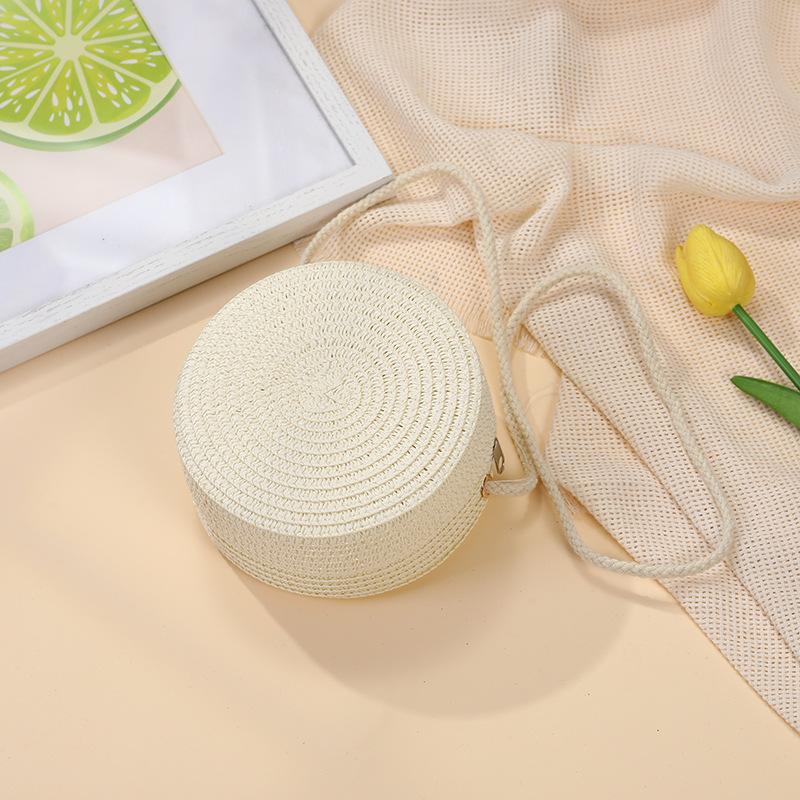 Children's bags Girls messenger bags New summer woven straw bags Seaside vacation girls round shoulder bag