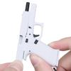Pistolenförmiger Schlüsselanhänger-Anhänger Realistisches Modell Abnehmbares Magazin Miniatur-Pistolenmodell Geschenke zum Geburtstag Autoschlüsselanhänger für Männer