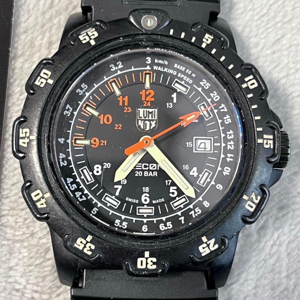 Used [Good condition] Luminox Recon Series 8800 Black with accessories