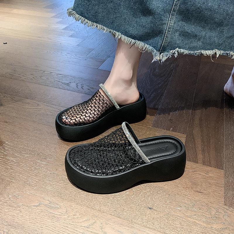 New Woven Mesh Breathable Diamond Strip Flat Bottom Outer Wear Bag Head Slippers Women's Summer Tide Fishing Net Shoes Half Slippers