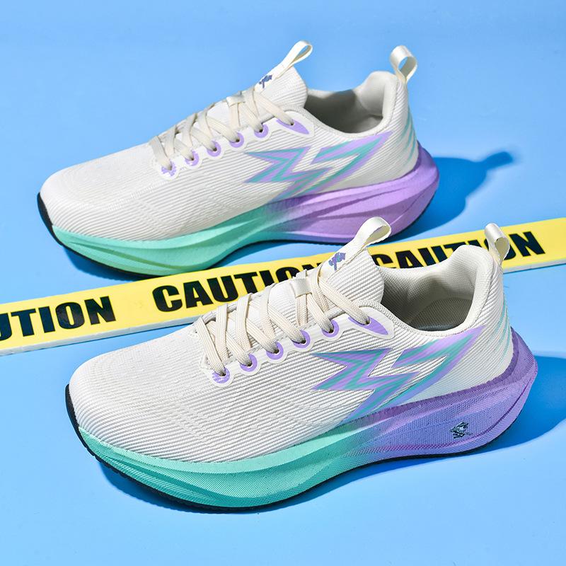 2025 New Carbon Board Running Shoes Summer Mesh Breathable Lightweight Shock-absorbing Popcorn Bottom Youth Sports Shoes