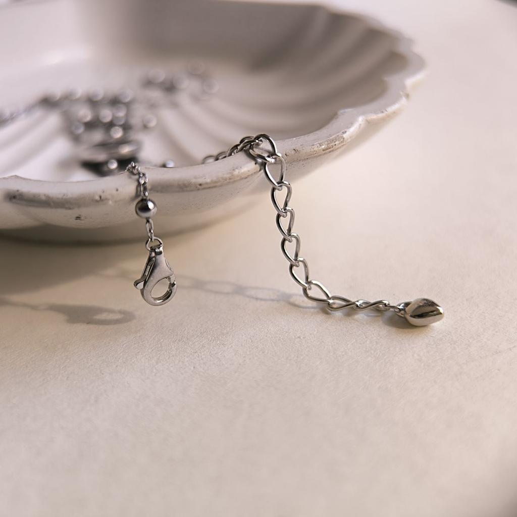 Silberne Halskette mit Emaille, Gewicht des Produkts 3,81 g (2190653)