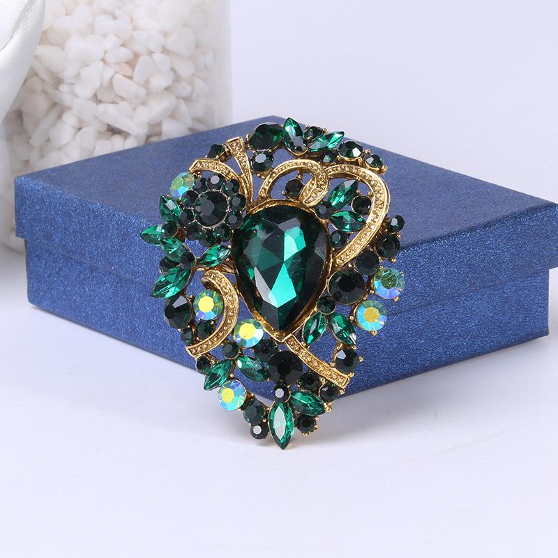 

Роскошные полые цветочные броши с каплями воды, булавки в стиле ретро, ​​модные женские ювелирные изделия, подарок зелёный