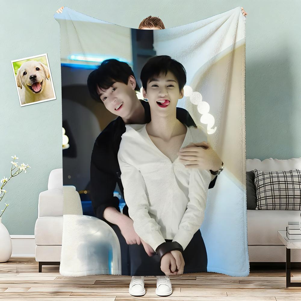 Revenged Love Throw Lightweight 240g Flannel Blanket Soft Skin-friendly for Summer Cooling
