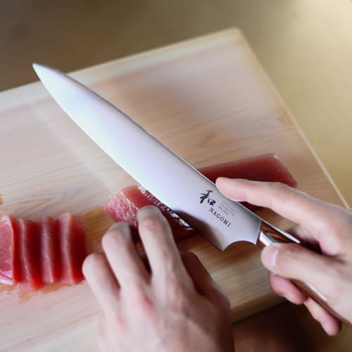 Knife Set of 5 (Gyuto, Santoku, Bread Cutter, Petty Parlor) + Knife Stand [Japanese NAGOMI] "Mitsubishi Hamono, Founded In 1896" All-purpose Knife Set