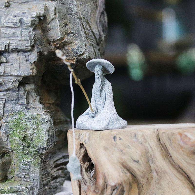 1 Stück Aquarium Mini Fischer Statue Asiatisch Zen Heimdekoration Aquarium Garten Sitzen Angeln Sandstein Vintage Ornament