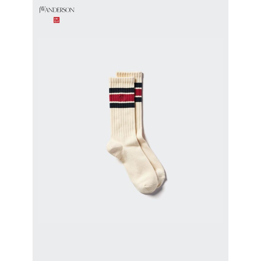 

Uniqlo Socks A 15 RED/UNISEX 2325