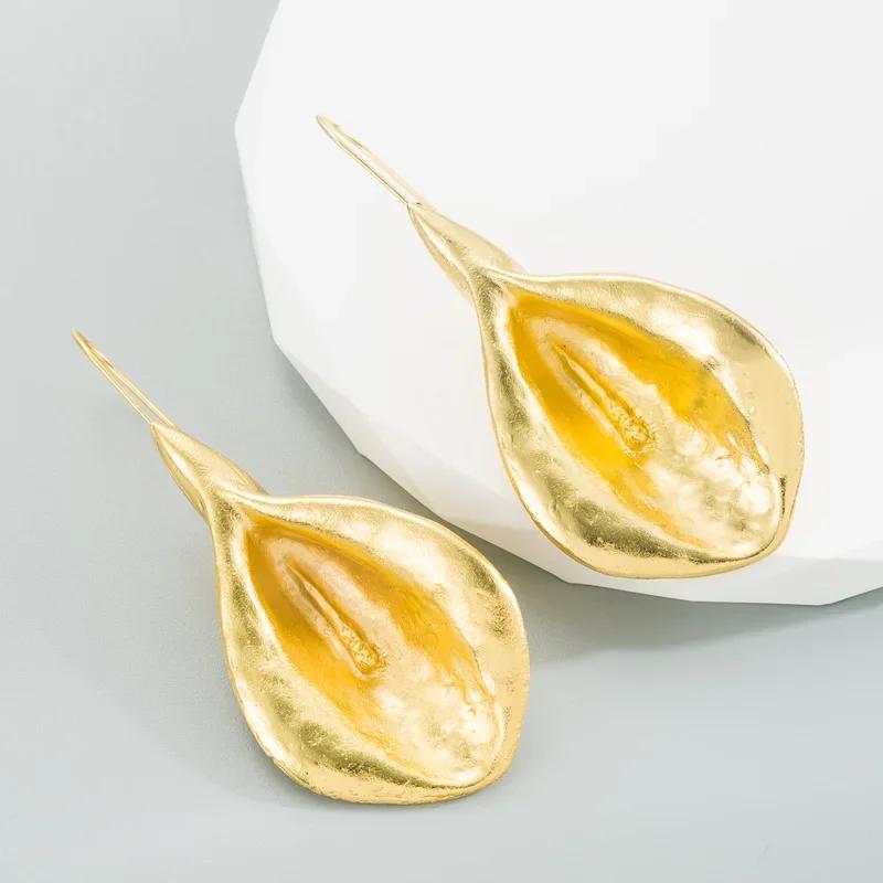 Creative Design Small Water Drop Leaf Gold Color Metal Earring for Women Trendy Long Leafy Flowers Pendientes Punk Jewelry Gift