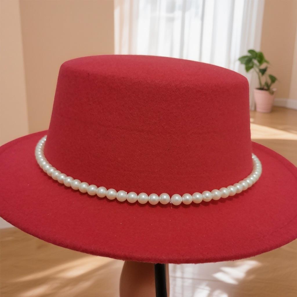 French Hepburn Style Top Hat Female Socialite Pearl Chain Fashion Socialite Style Flat Top Hat British Retro Hat Self-operated