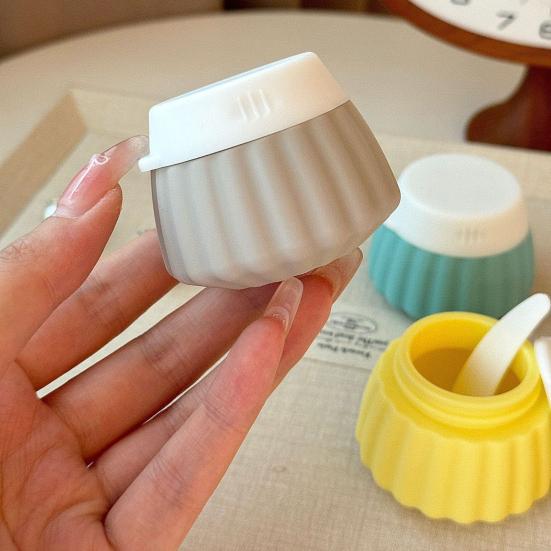 4Pcs 40ML Silicone Travel Bottle with Clear PVC Bag Leak Proof Reusable Facial Cream Lotion Sunscreen Storage Jar Portable Refillable Empty Toiletries