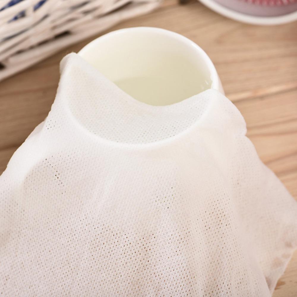 Portable Compressed Towel Disposable Face Cleaning Soft Compressed Hand Wipe Towel Non-Woven Makeup Wipes