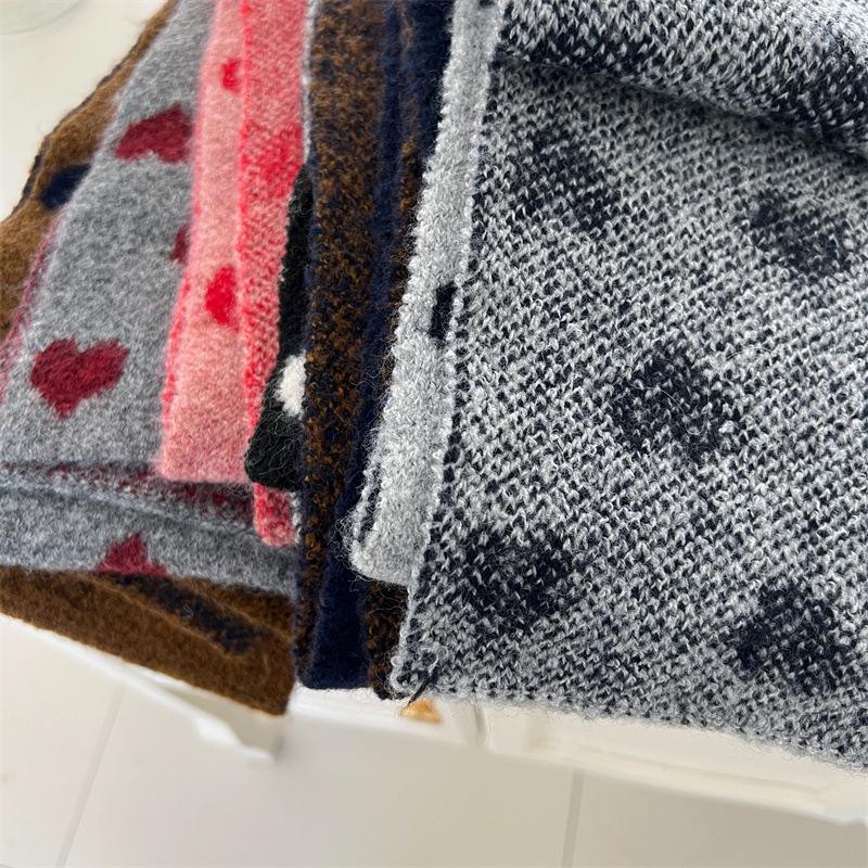 Kids Scarf Winter Warm Korean Fashion Sweet Heart Design Knitted Neck Warmer Thick Soft Scarf for Children Boy Girl (3-14 Year)