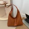 Simple texture solid color retro versatile shoulder bag women's new commuter underarm bag tote bag tide