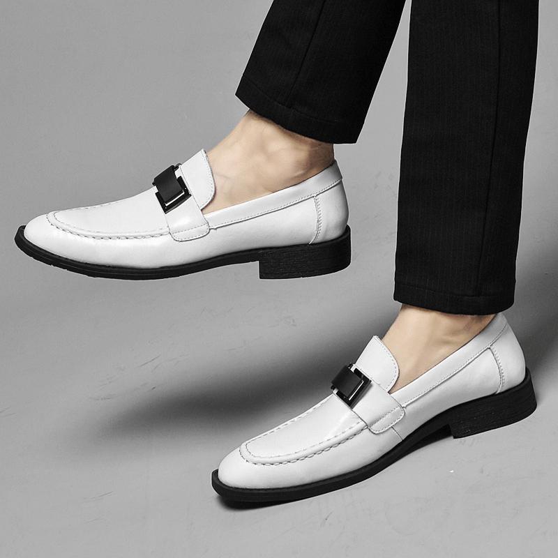 Fashion Classic Business Men's Leather Shoes Luxury Gentleman Style Dress up party Fashion outdoor street Black White loafers Slip on