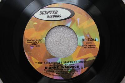 7-Zoll Schallplatte DIONNE WARWICK Green Grass Starts To Grow They D SCE12300 SCEPTER 1970 US SoulFunk Gebraucht