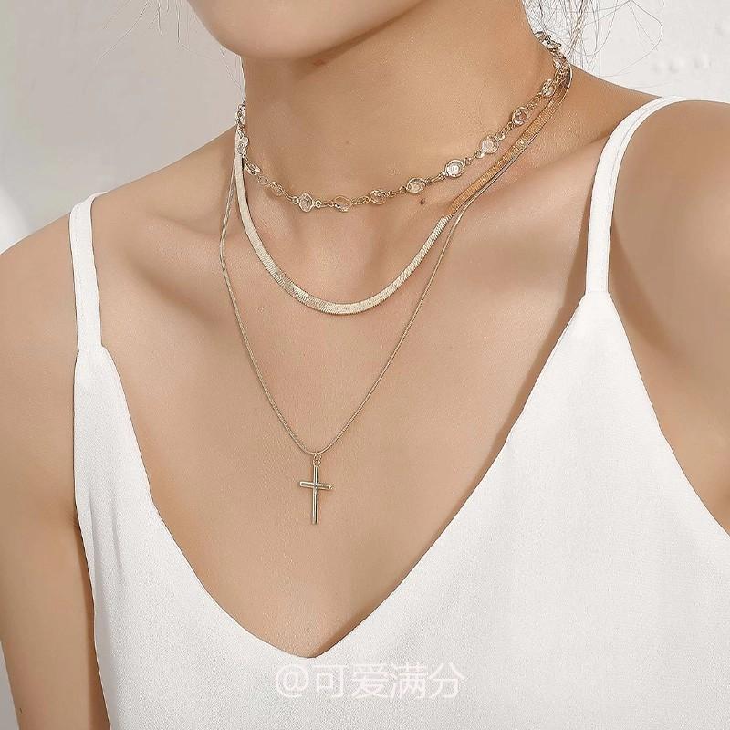 "Love and Protection" European and American Cold Cross Stacked Necklace Personalized Fashion Niche High-end Sense Collarbone Chain