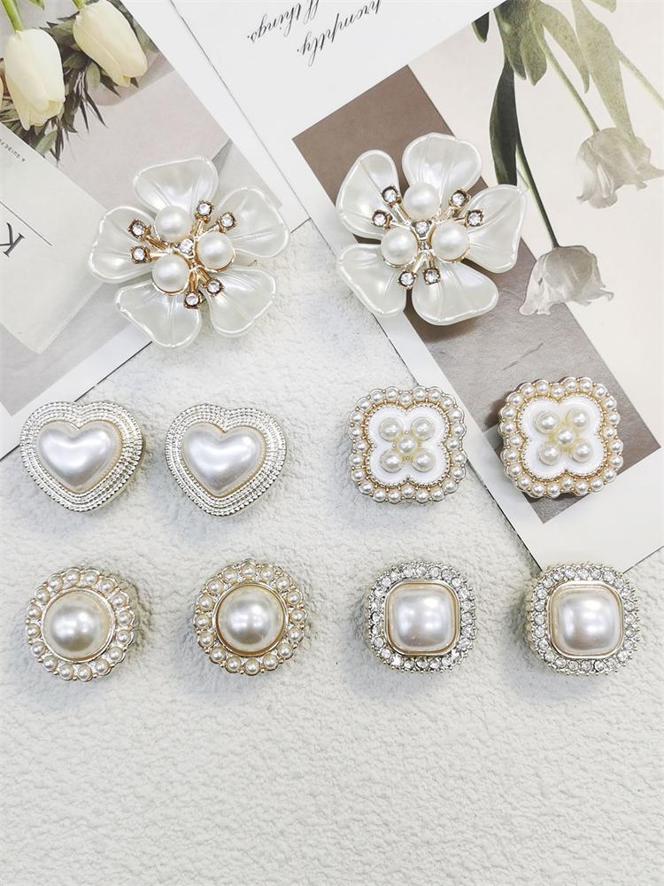 

10 шт. Шармы для обуви ABS Украшения Аксессуары DIY Орнамент Значки для пряжки кроксов Женские садовые туфли Элегантный жемчужный цветочный дизайн