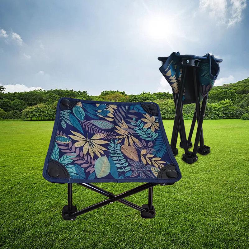 

Портативный складной стул для улицы - Идеально подходит для кемпинга, рыбалки, пляжа и барбекю с прочным сиденьем из ткани Оксфорд