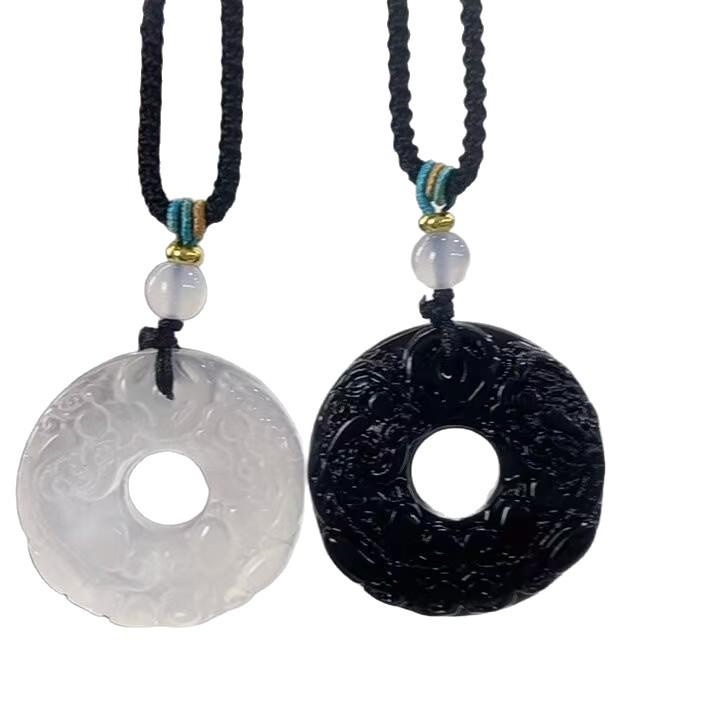 Weiße Chalcedon und Natürlicher Obsidian Doppel Pixiu Friedensschnalle Halskette für Männer und Frauen
