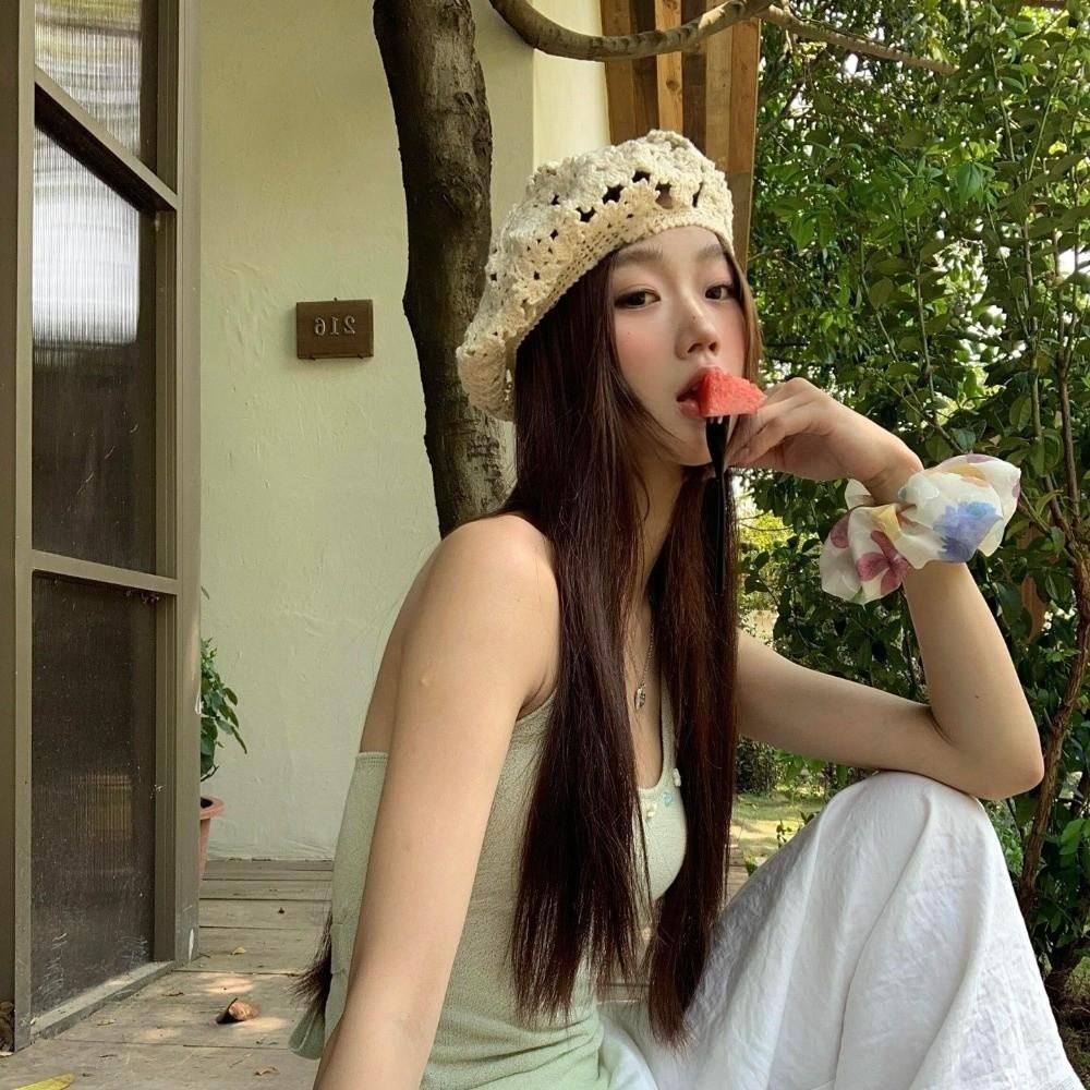 Breathable Hollowed Out Beret Thin Crochet Knitted Cap Elegant Flower Hat  Holiday