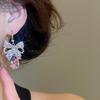 Collana Zircone Nodo a Farfalla Goccia d'Acqua: Elegante Catena per Clavicola - Accessorio Versatile per Donne