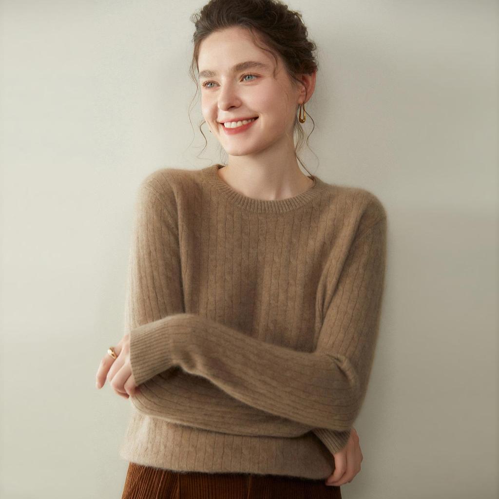 Women's Light Luxury Cashmere Sweater - Autumn/Winter Cable Knit, Round Neck, Slimming Fit, Long Sleeve.
