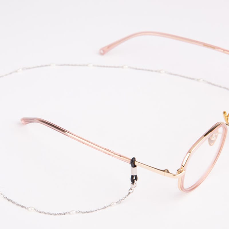 SPRING STRINGS Oval Pearl Chain