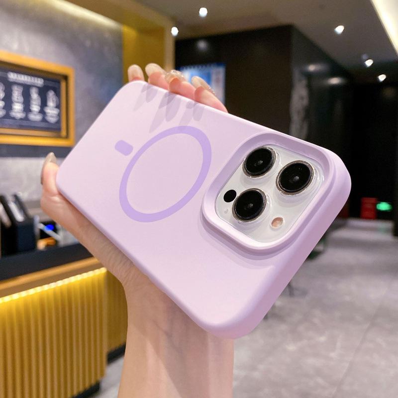 17 Pro Max Liquid Silicone Magnetic Phone Case, Full Coverage, Anti-Drop, High-End Protective Cover for Apple 17.