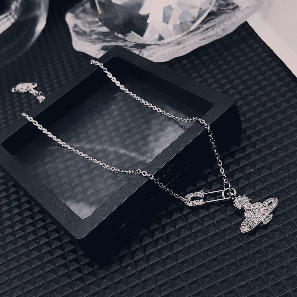 Summer Empress Saturn Pendant Necklace: Planetary Design Clavicle Chain Brooch for Women, Ideal Birthday Gift