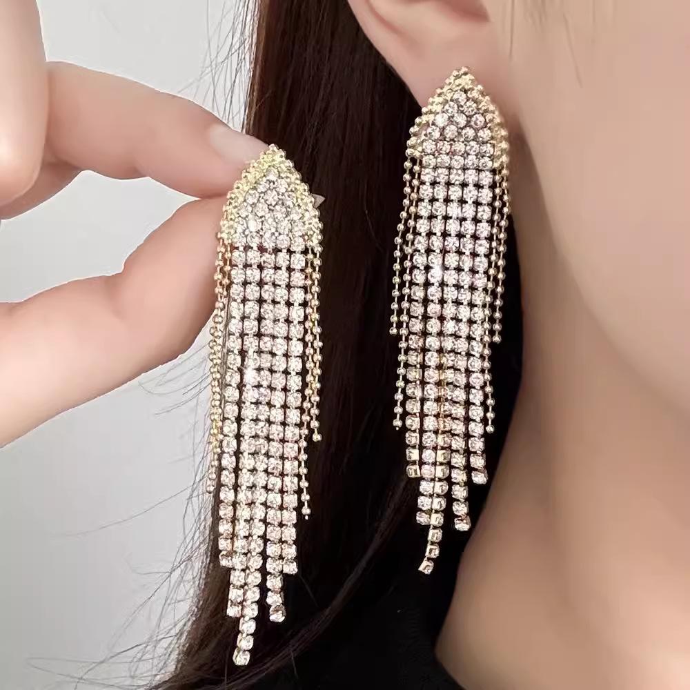 

Модные длинные темпераментные серьги со стразами и бахромой, женские серьги 925 пробы с преувеличенной индивидуальностью