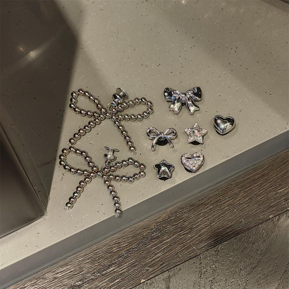 

1 комплект Новые жемчужные банты Шармы для обуви Набор Жемчужный цветок Продвинутые украшения для обуви Сделай сам 3D Съемная пряжка Аксессуары для обуви
