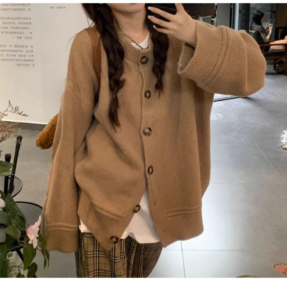 A Laid-back and Retro Split Sweater Jacket for Women In The Gentle Autumn and Winter Style, Soft and Loose Long-sleeved Knitted Cardigan Top