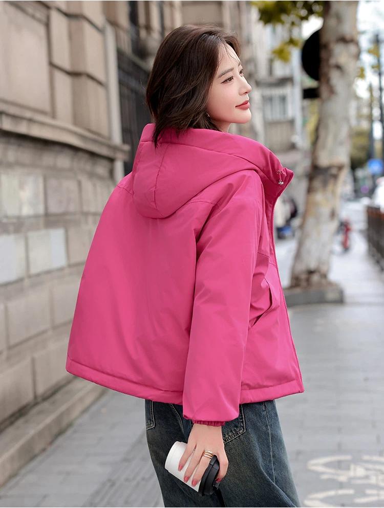 Women’s Short Hooded Quilted Cotton-Padded Winter Jacket