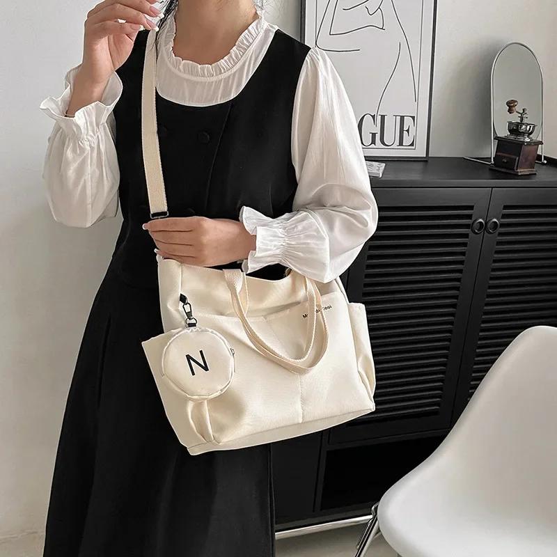 

Korean Style Large Capacity Crossbody Shoulder Bag waterproof Oxford Canvas Versatile for College Students Travel Commuting
