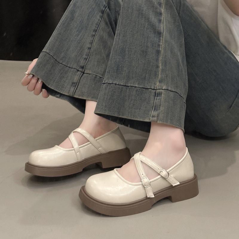 British style platform small leather shoes women's summer French flat-soled single shoes 2025 new models with skirts love Mary Jane shoes