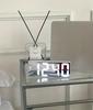 1 Stück Leuchtender Spiegeluhr Wohnheim Schreibtisch LED Elektronische Uhr Digitale Elektronische Wecker Schreibtischdekoration Wecker