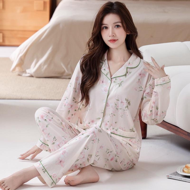 Plus Size Floral Pajama Set: Spring & Autumn, Long Sleeve, Comfortable Japanese Style for Middle-Aged Moms, Indoor/Outdoor Wear
