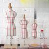 Mini-Mannequin für Studenten für Modedesign und Drapieren